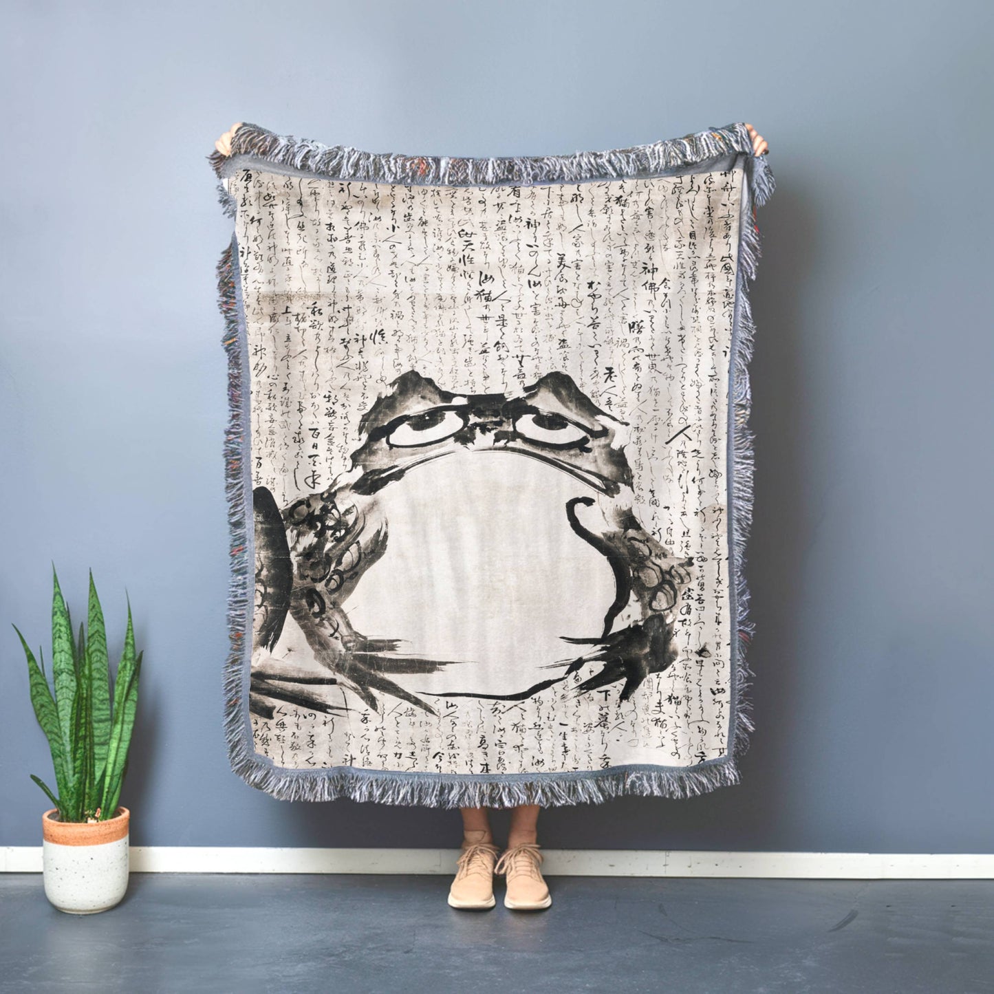 Japanese Frog: Throw Blanket, Woven Blanket, Tapestry Blanket, Woven Throws, Japanese Woodblock Print, Picnic Blanket, Birthday Gift for Him